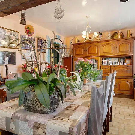 Chez Nicole Frühstückspension Reux