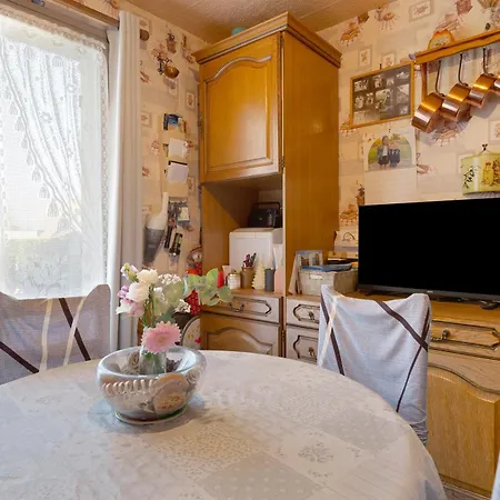 Chez Nicole Reux